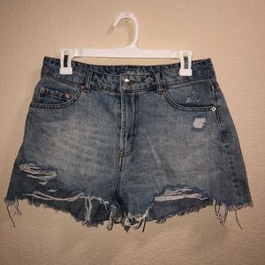 Denim distressed shorts